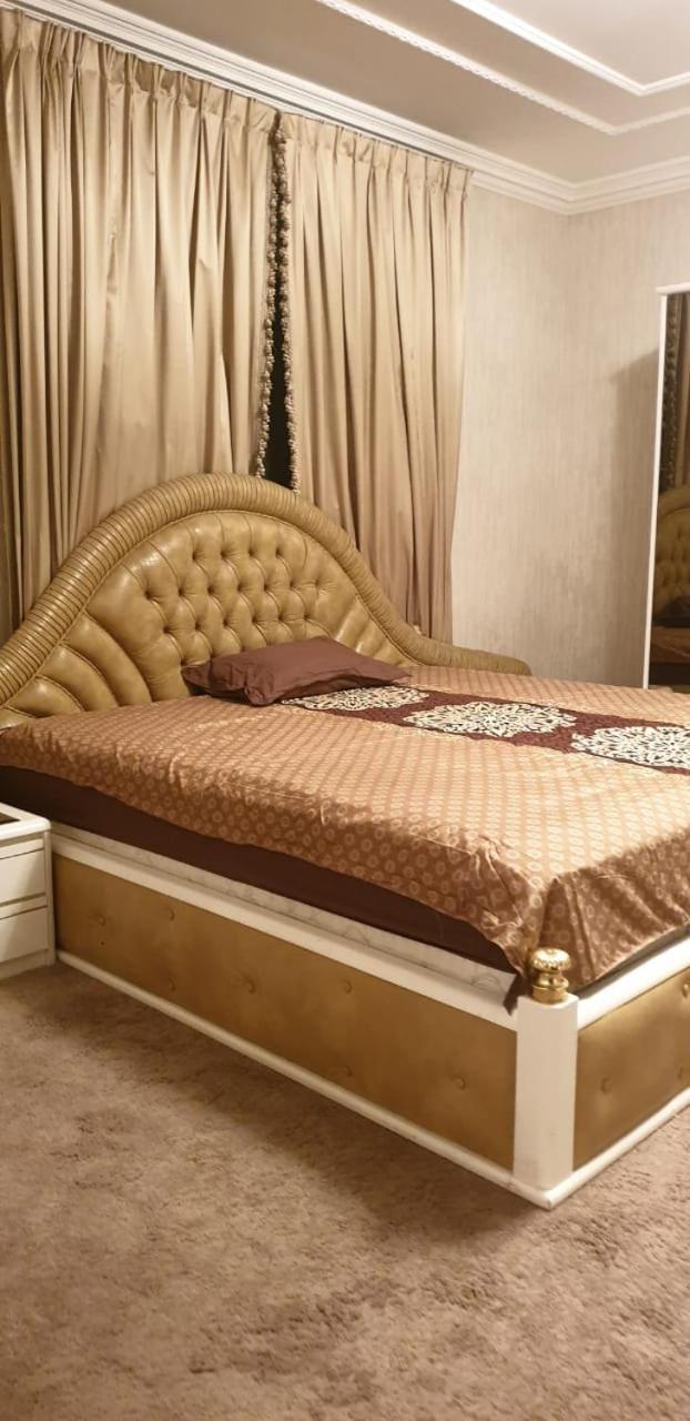 Al Wahda Private Couples Room Abu Dabi Dış mekan fotoğraf